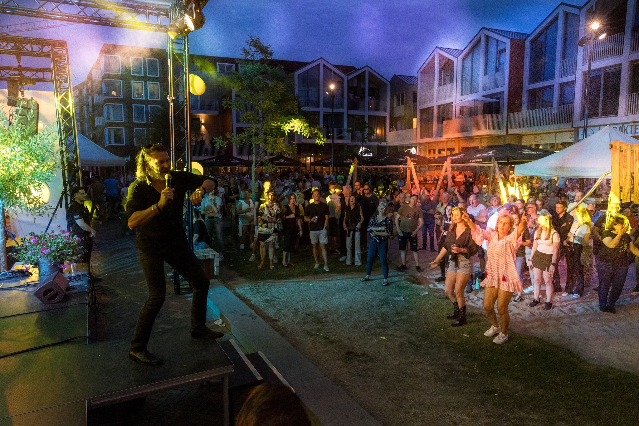 Bezoekers en sfeer bij Festival ZAND